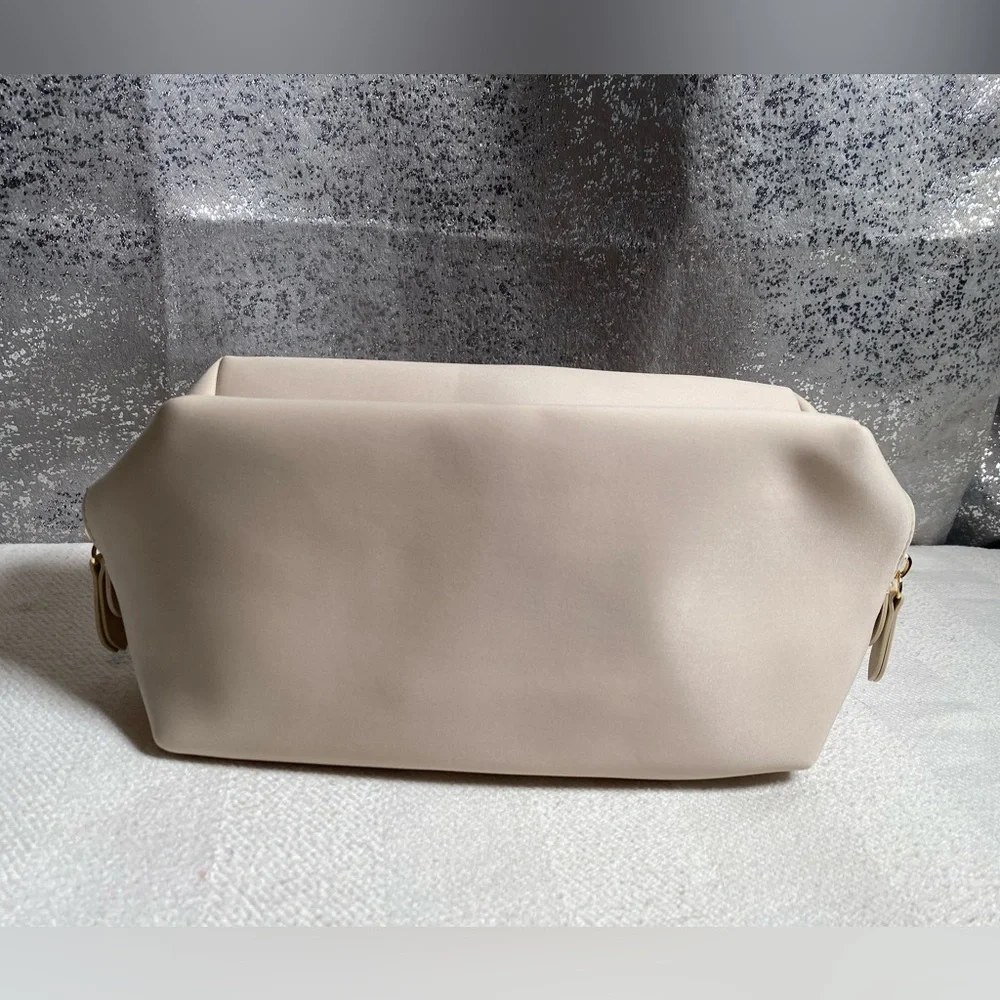 Burberry Light Beige Pouch - Picture 3 of 4